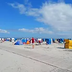 With 2 Bedrooms Carolinensiel