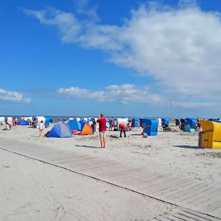 With 2 Bedrooms Carolinensiel