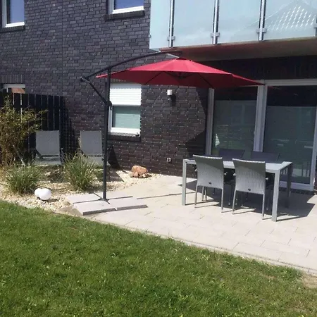 With 2 Bedrooms *